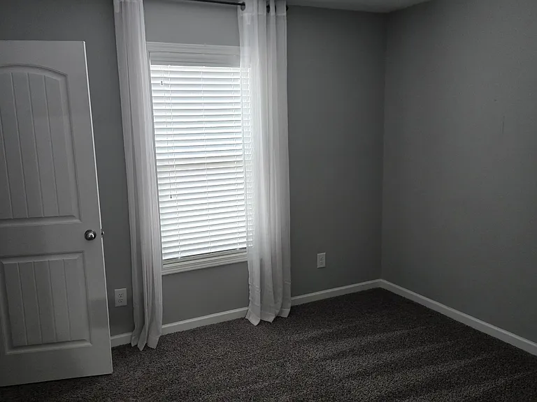 143 Ledgebrook Ln — Photo 21