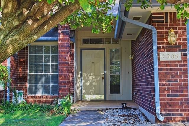 1st image of 1505 Westfield Cir