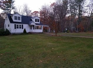 44 Hillcrest Ln, Pelham, NH 03076