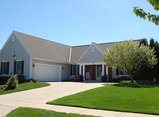 1120 Dana Ln, Waukesha, WI 53189