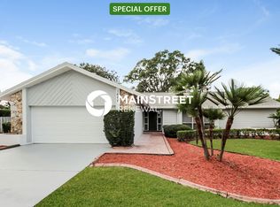 1666 Green Meadow Ln, Orlando, FL 32825