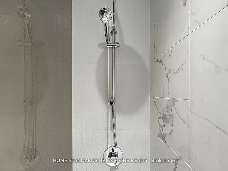 11 Yorkville Ave #6305 — Photo 15