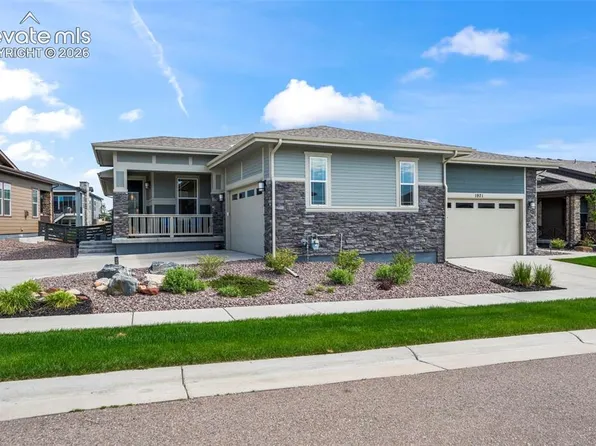 1915 Canyonpoint Ln, Castle Pines, CO 80108