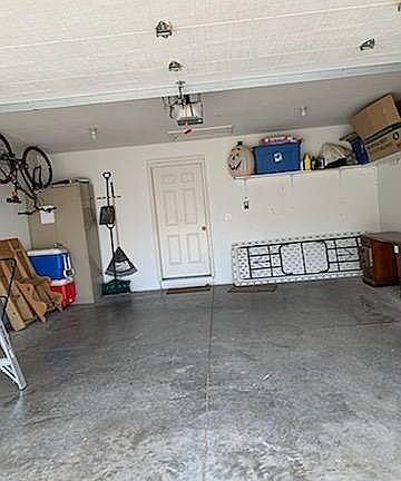 5th image of 16990 Klinton Dr