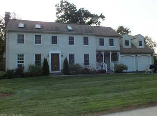 67 McCormick Ln, Middletown, CT 06457