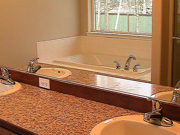 Mstr Bath