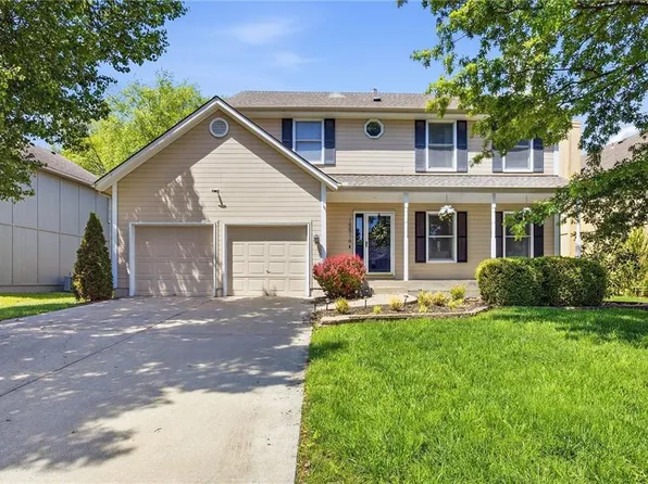 15516 Glenwood Ave, Overland Park, KS 66223
