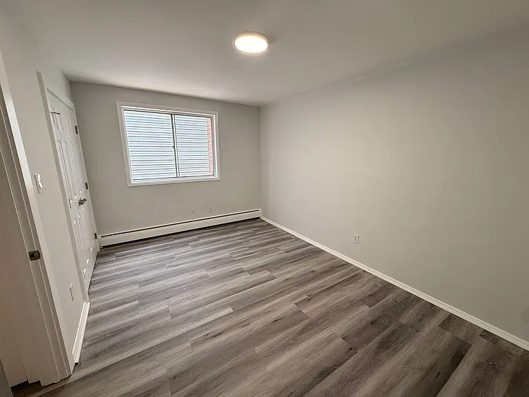 5821 Field Pl NE — Photo 10