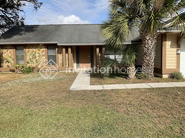 1502 Carter Oaks Dr