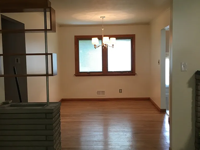 981 Hartford St — Photo 10