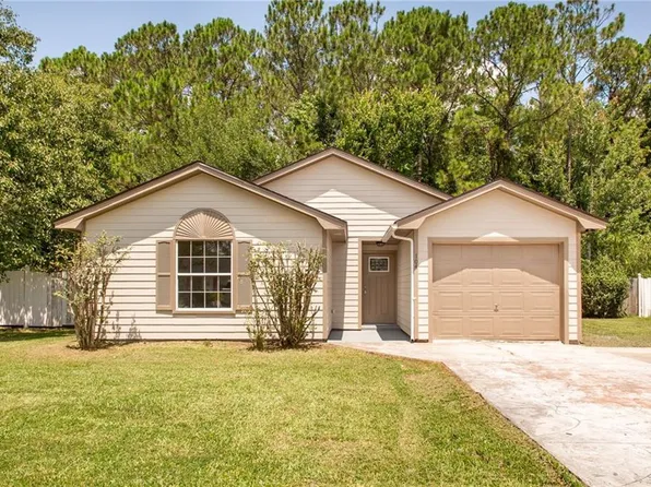 104 Bamboo Dr, Kingsland, GA 31548