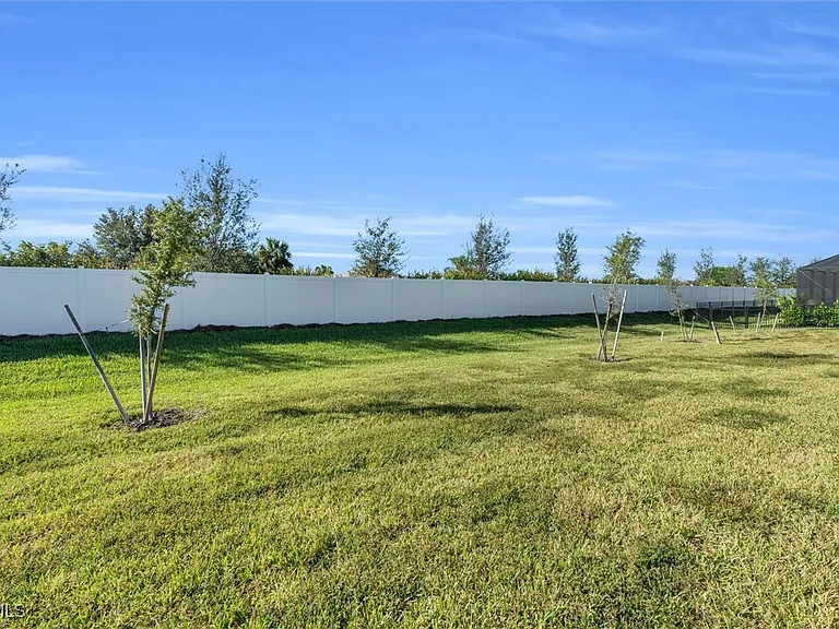 14650 Cantabria Dr — Photo 28