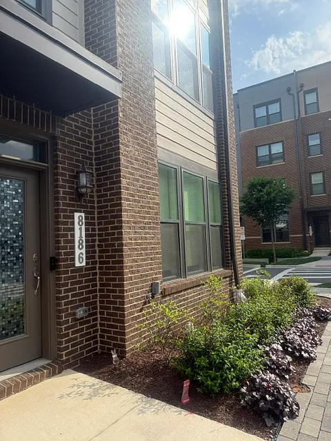 Building Photo - 8186 Varick Pl