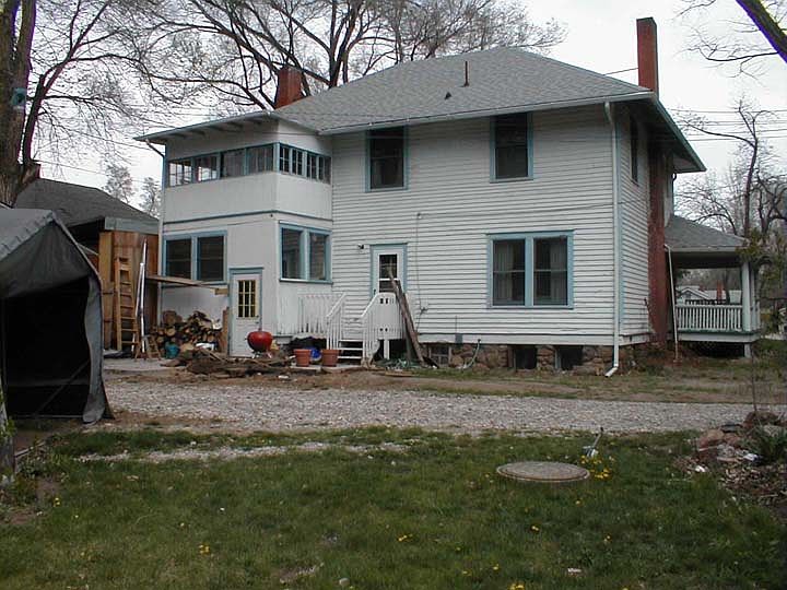 2nd image of 101 W Cheyenne Rd