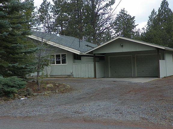 5th image of 18636 River Woods Dr
