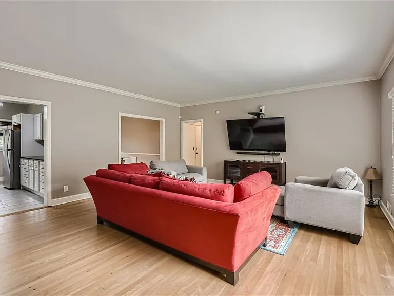 3685 Cantrell Rd NE #A — Photo 3