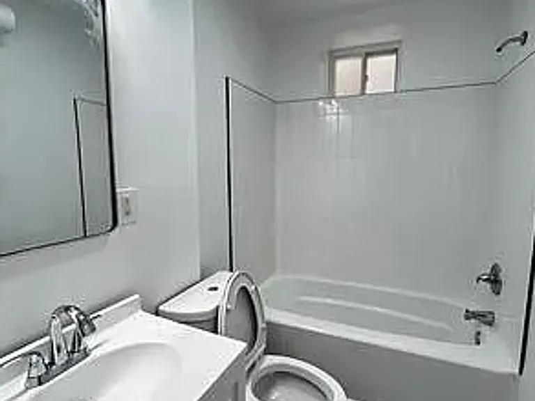 1420 W Girard Ave — Photo 6