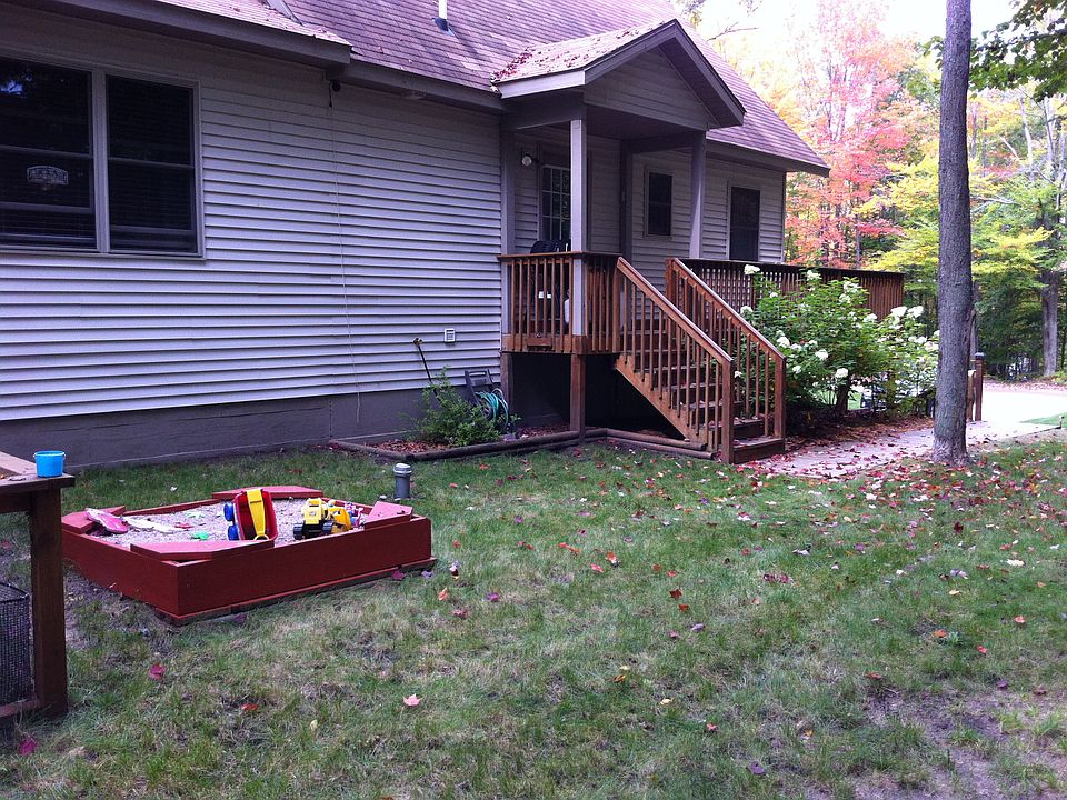 1st image of 7391 Leelanau Trl