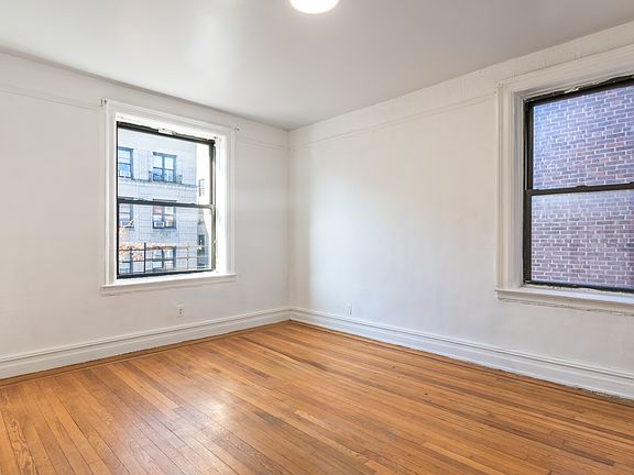 3rd image of 65 Arden St APT 4D