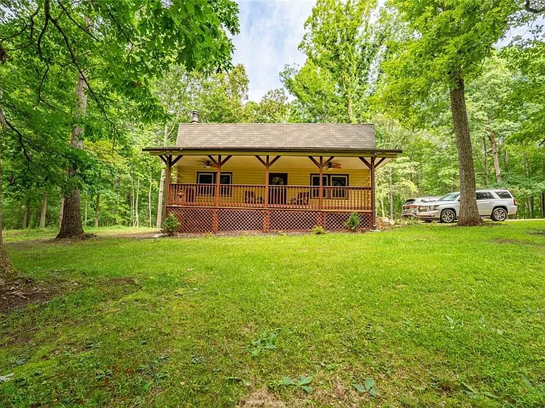 465 Waters Edge Dr — Photo 17