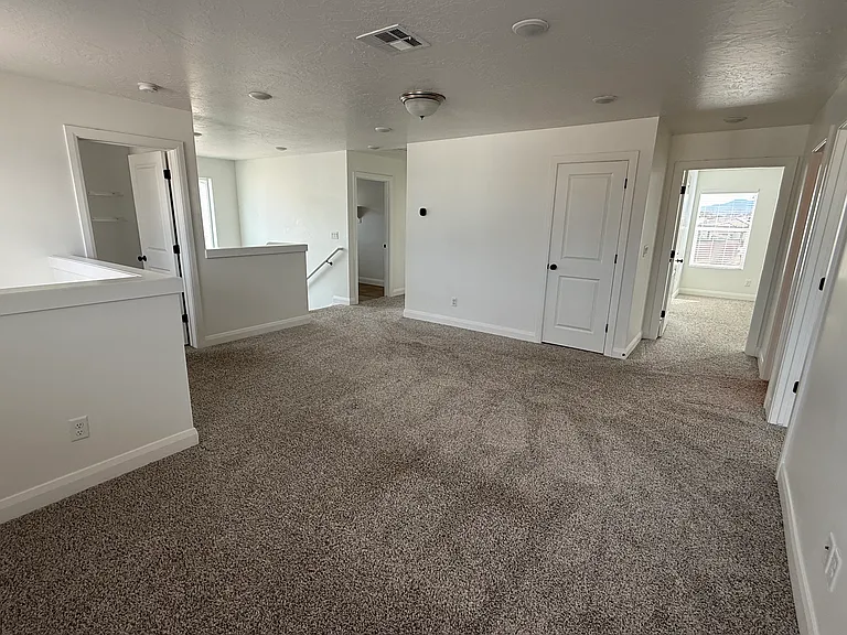 1186 Marlowe Way — Photo 14