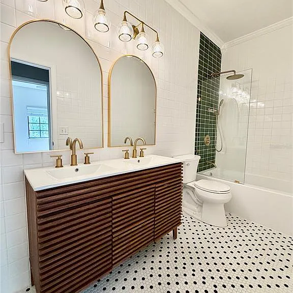 1050 Blackwater Dr — Photo 22