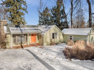 180 Springbrook Trl, Sparta, NJ 07871