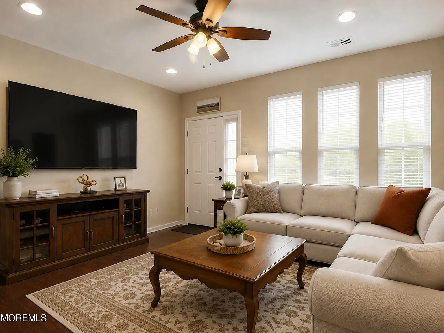 2 bed, 1140 sqft, $3,200 — Photo 3