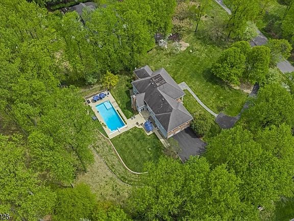 5th image of 5 Chilton Rd