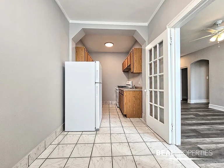 4851 North Damen — Photo 30