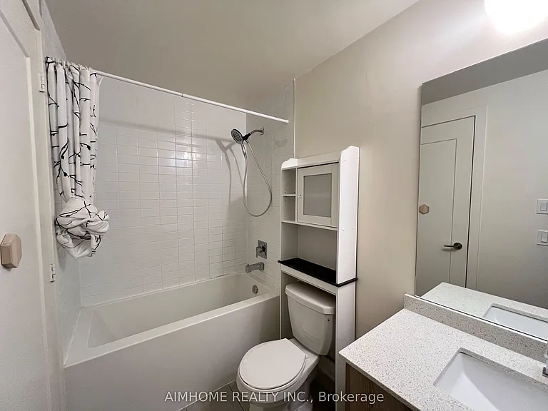 330 Richmond St W #1703 — Photo 15