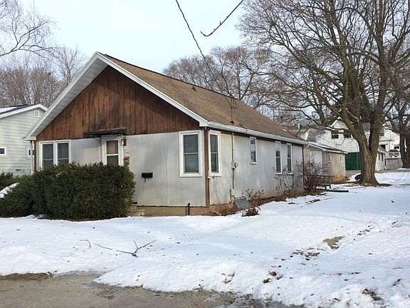 3rd image of 444 N 5th Pl