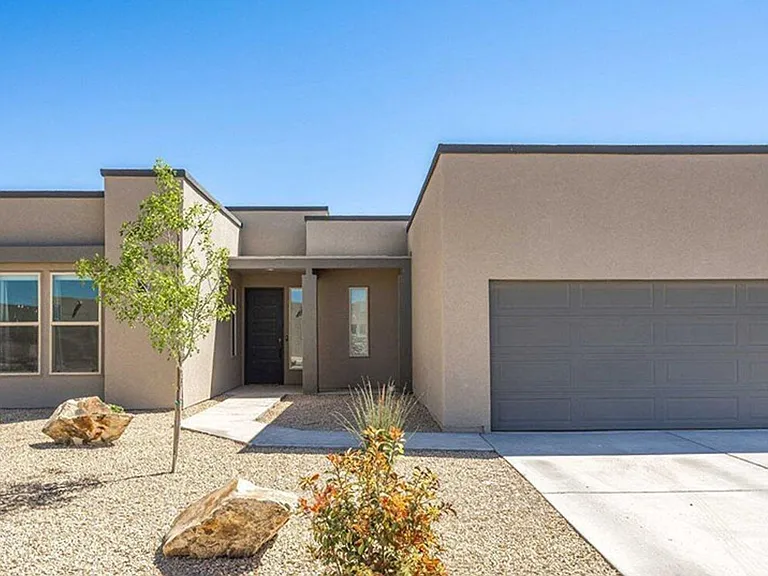 6516 Blackbird Rd — Photo 1