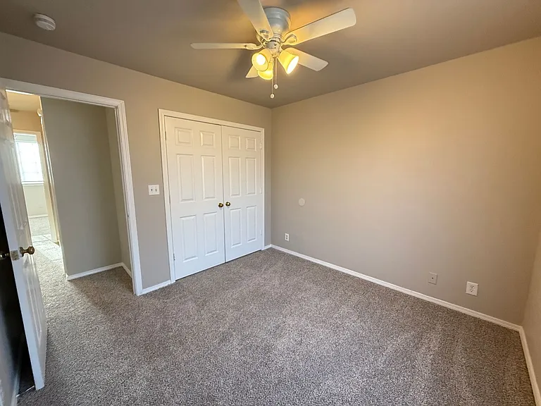 8323 E 24th St — Photo 5