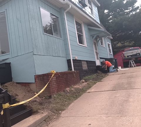 4th image of 1448 Huguelet St