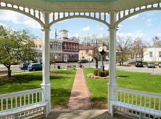 311 Pitney Pl, Morristown, NJ 07960