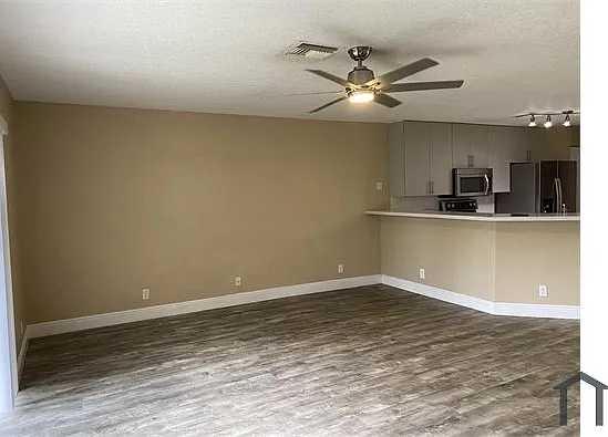 8549 W Southgate Shores Cir — Photo 10