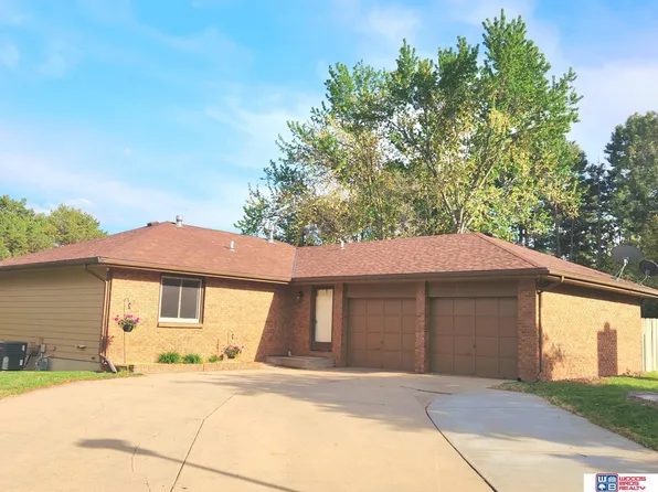 6945 Tanglewood Pl, Lincoln, NE 68516