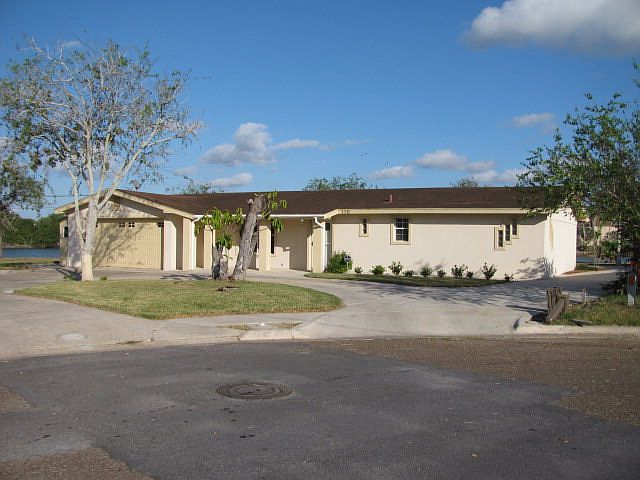1st image of 120 Haynes Ln