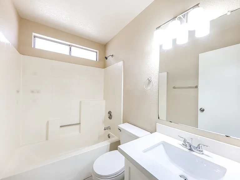 8864 W Morningside Dr — Photo 14