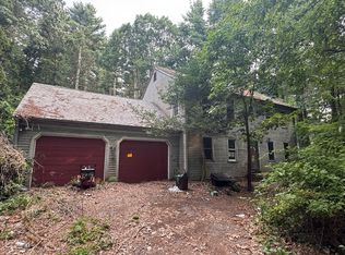 23 Nelson Shore Rd, Lakeville, MA 02347