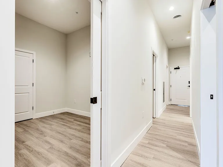 NOW LEASING - GALLERY GARDEN APTS — Photo 64
