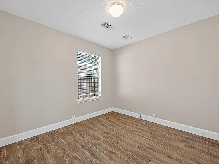 21215 Barker Canyon Ln — Photo 31