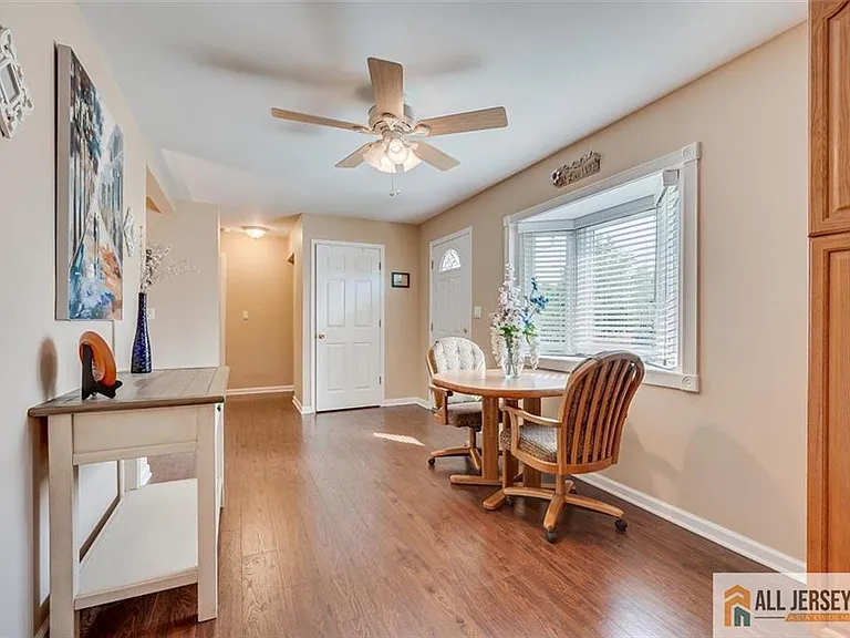 39 Kendall Rd — Photo 10