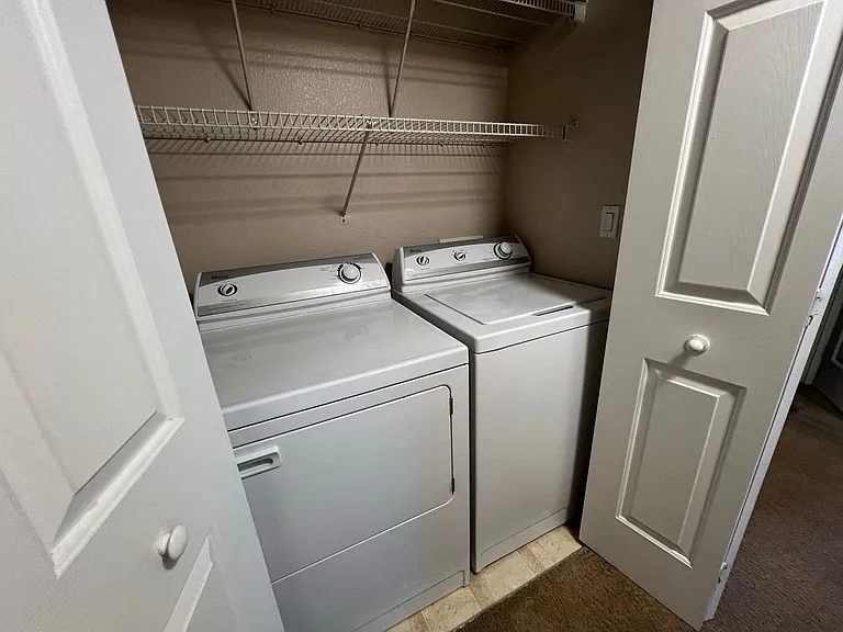2291 W Horizon Ridge Pkwy #4222 — Photo 20