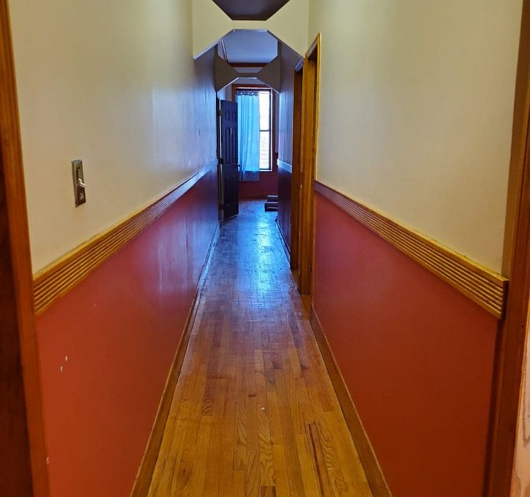 1st image of 458 Halsey St APT 3