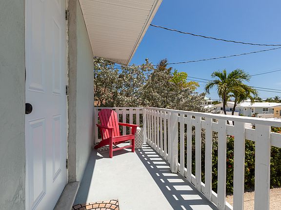 2nd image of 280/290 3rd St