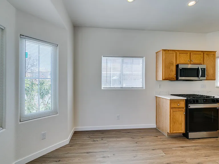 892 Blue Rosalie Pl — Photo 20