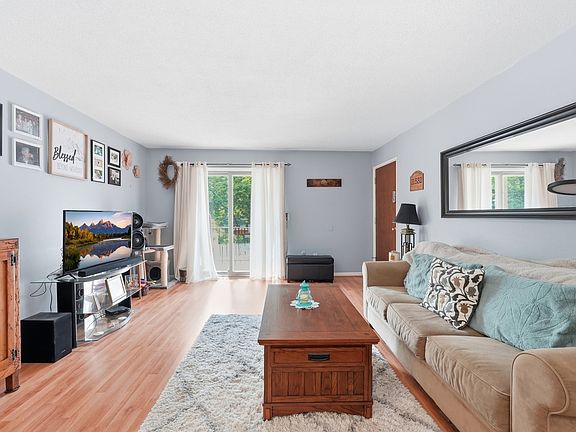 5th image of 59 School St APT B-2
