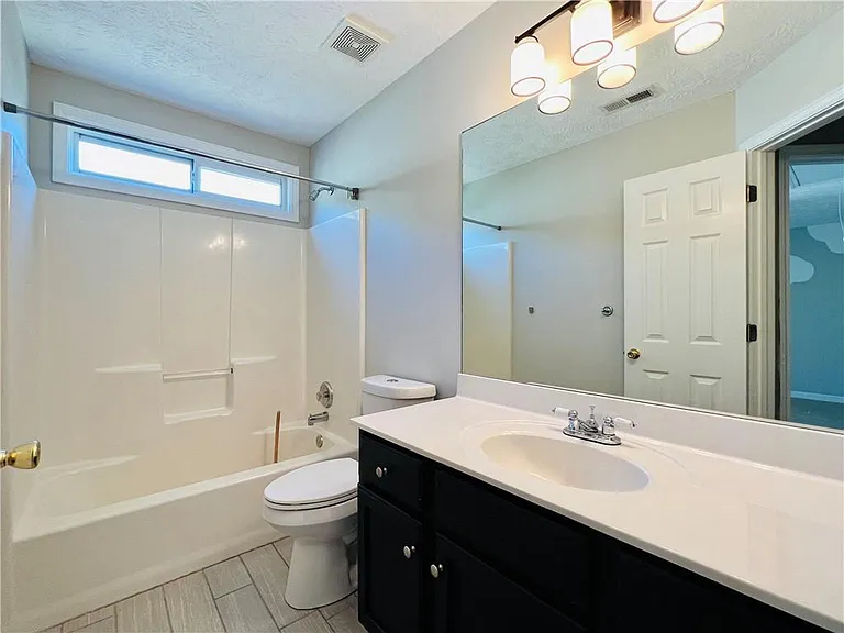 156 Weatherstone Dr — Photo 26